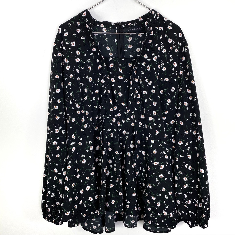Lane Bryant Black Lilly Print Drape Hem Blouse 20